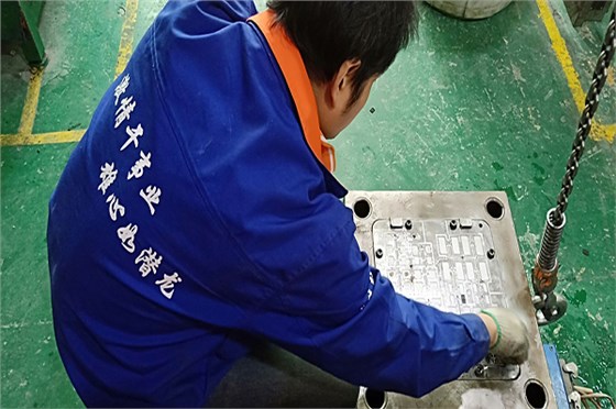 塑胶模具知识——注塑成型变形怎么办