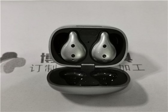 博腾纳TWS蓝牙耳机模具厂——专注领域打造13年，更对味您的定制需求