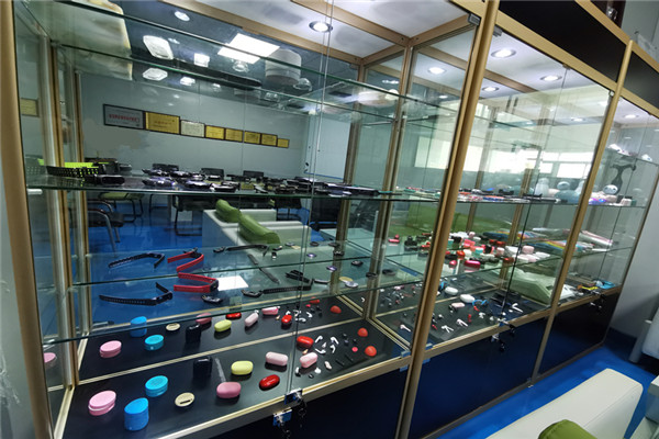 深圳塑胶模具厂：博腾纳获得300家品牌企业的口碑认可